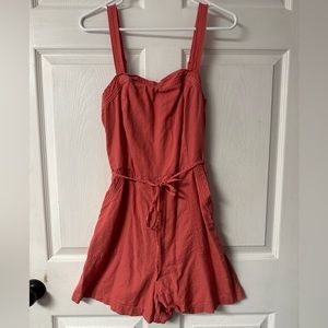 Old Navy Sleeveless Waist Defined Romper in Sugar Poppy